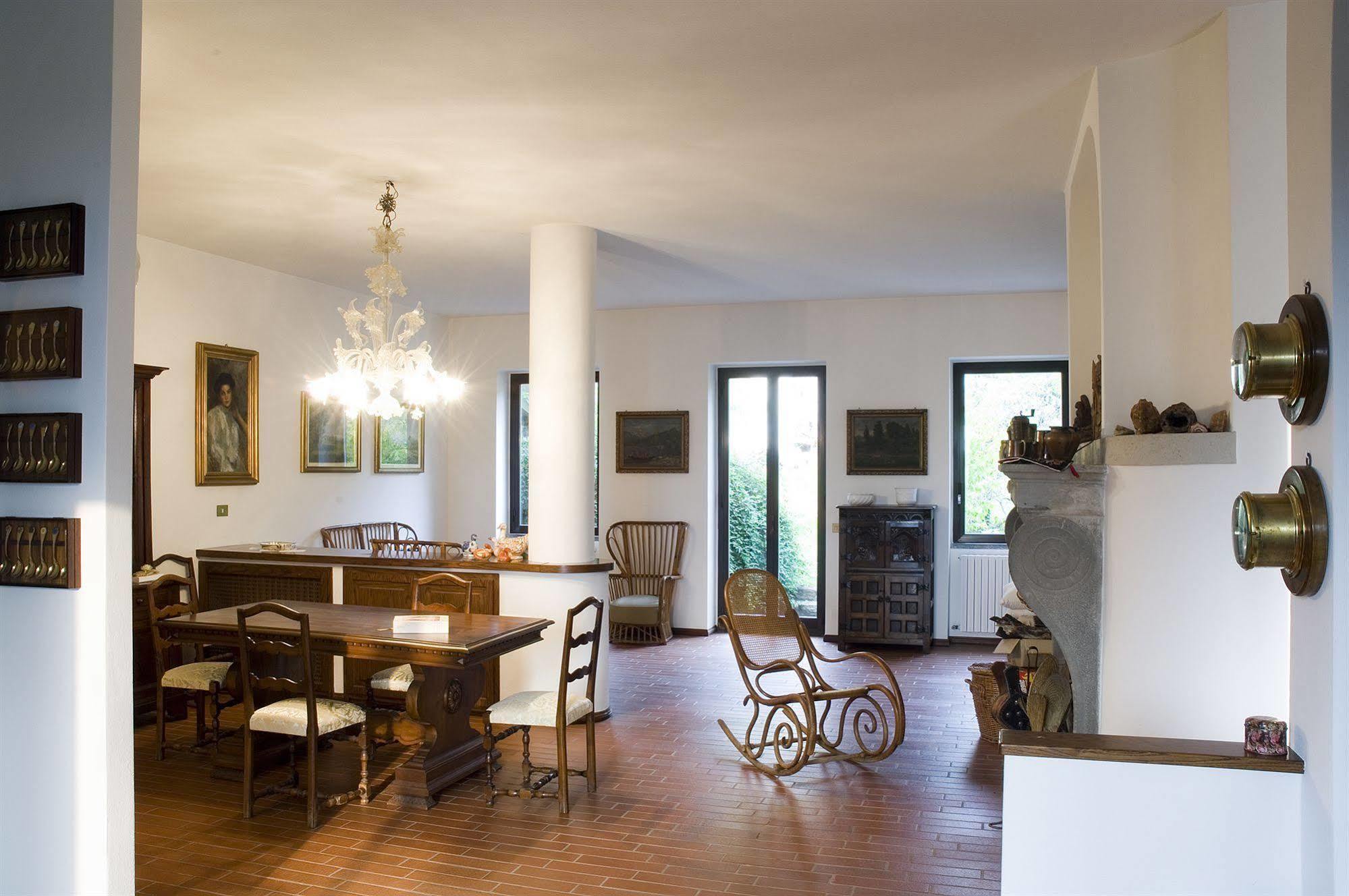 Bed And Breakfast Casa Nini Lierna Eksteriør bilde